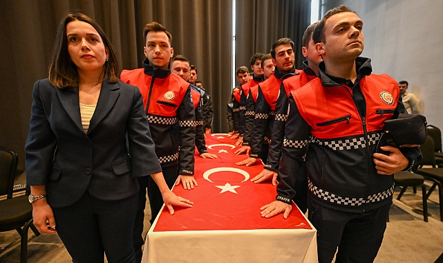 Çanakkale Belediyesi'nde memurların yemin töreni