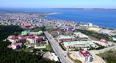 ÇOMÜ'nün 17 programı daha mezuniyet belgelerinde