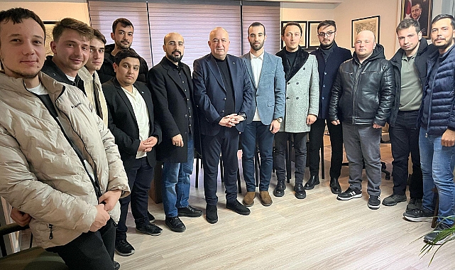 GENÇLERİN BAŞIMIZIN ÜSTÜNDE YERİ VAR