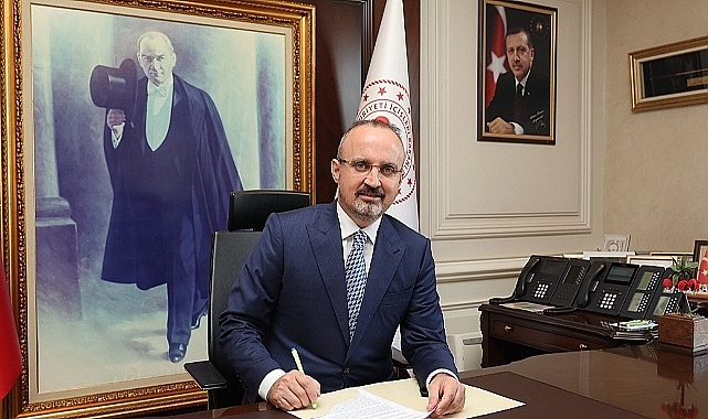 Turan: Dualarımızda dünyanın çeşitli yerlerinde eziyet çeken Müslüman kardeşlerimizi de unutmayalım