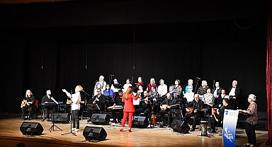 Altın Yıllar Yaşam Merkezinden,Yaşlılar Haftası Etkinliği Başladı