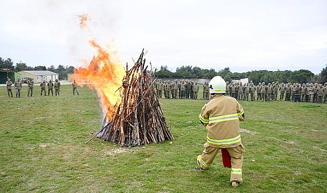 Askeri personele yangın eğitimi verildi