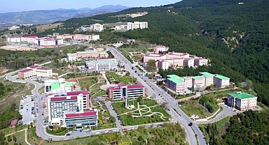 ÇOMÜ' nün 2025 Dünya Üniversiteler sıralamasında yükselişini sürdürüyor.