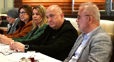 AK Parti'de, Teşkilat İçi İstişare Toplantısı Yapıldı