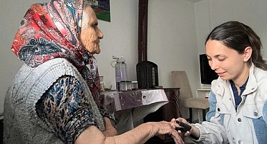 Bozcaada İlçesinde Ev Ziyareti İle Sağlık Hizmeti