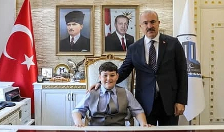 Çanakkale'de 23 Nisan Valisi Vatan Cesur