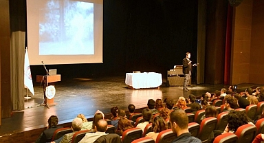 Çanakkale Kara Muharebelerinin 110. Yıl Dönümü Sanat Semineri gerçekleştirildi.