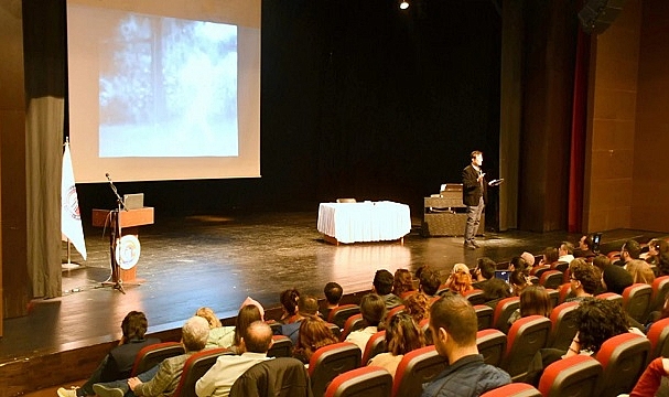Çanakkale Kara Muharebelerinin 110. Yıl Dönümü Sanat Semineri gerçekleştirildi.