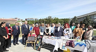 Çanakkale’de “2025 Aile Yılı” kapsamında Büyük Aile Festivali coşkuyla kutlandı.