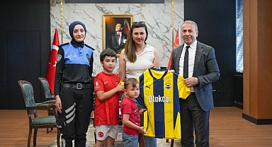 Çanakkale İl Emniyet Müdürü Kurt, “Başımızın Tacısınız”