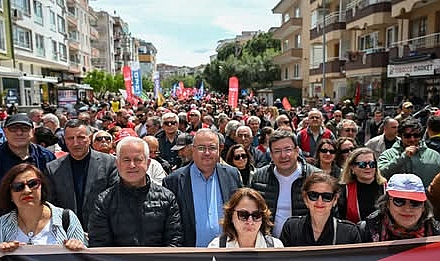 Çnakkale'de 1 Mayıs Kutlamalarının Durağı Cumhuriyet Meydanı