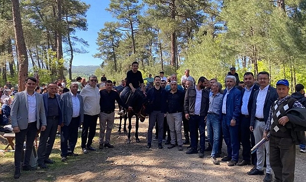 Yenice İlçesine bağlı Engeci Köyü’nde, Değnek Yarışı Etkinliği