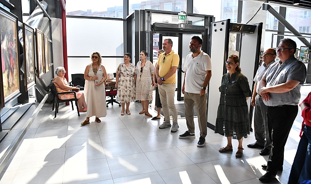 Çanakkale'de “İki Yaka Bir Düş” Sergisi Açıldı