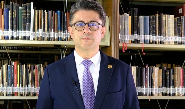 ÇOMÜ Rektörü Prf.DR.Erenoğlu, ''Bilim, Sadece Laboratuvarlarda, Akademik Dergilerde Kalmamalıdır.''