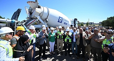 Çanakkale Belediyesi Ahmed-i Hani Taziye Evi'nin temeli atıldı.
