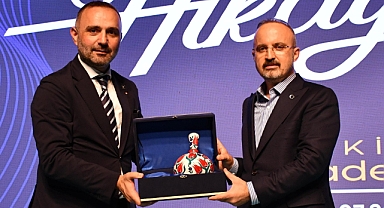 Turan: Kendi arkadaşlarına bunu yapanlar yarın hırsı için her şeyi yapar