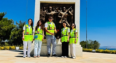 Uluslararası Öğrenciler Çanakkale’de Tarihe Saygı Duruşunda Bulundu