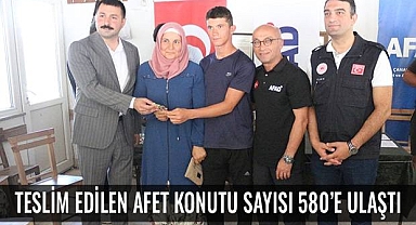 Ayvacık İlçesinde Depremzedelere 92 Yeni Ev Daha Teslim Edildi