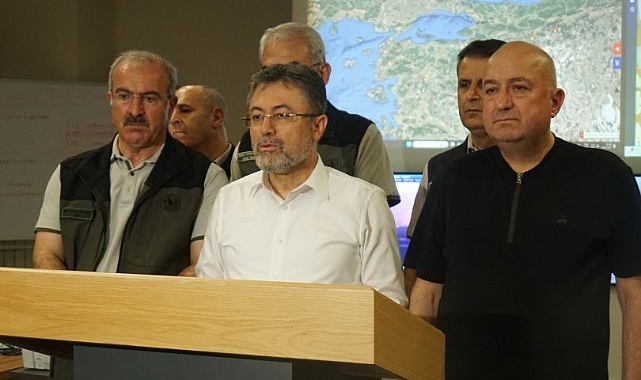 Bakan Yumaklı'dan Çanakkale'deki Orman Yangınlarına İlişkin Kritik Açıklamalar