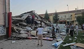 Balıkesir Sındırgı'da 6,1 Büyüklüğünde Deprem: Çok Sayıda İlde Hissedildi