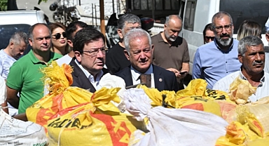 Çanakkale Belediyesi, Yangından Zarar Gören Üreticilere Yemlik Arpa Desteğinde Bulundu