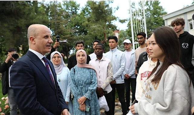 ÇOMÜ’den Uluslararası Öğrencilere İş Dünyası Kapısı