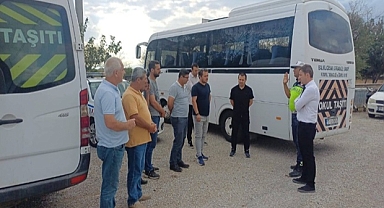 “Jandarma 89 Okulda Eş Zamanlı Servis Denetimi Yaptı 1 Araç Trafikten Men Edildi”