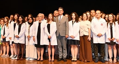 Rektör Prof. Dr. R. Cüneyt Erenoğlu: “Beyaz Önlük Sorumluluğun Sembolüdür”