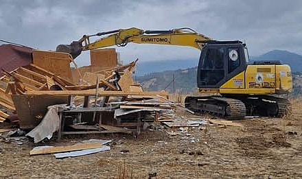 Çanakkale’de Kaçak Yapı Operasyonu: 16 Yapı Yıkıldı