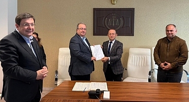 CHP İl Başkanı Levent Gürbüz Mazbatasını Aldı