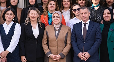 “AK Parti Çanakkale’de Kadınlardan Birlik ve Hizmet Mesajı”