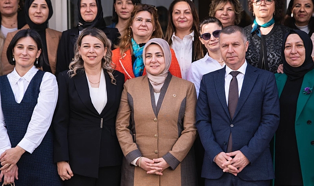 “AK Parti Çanakkale’de Kadınlardan Birlik ve Hizmet Mesajı”