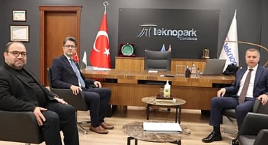 AK Parti İl Başkanı Kuzu ve Rektör Erenoğlu’ndan Çanakkale Teknoparka İnceleme Ziyareti