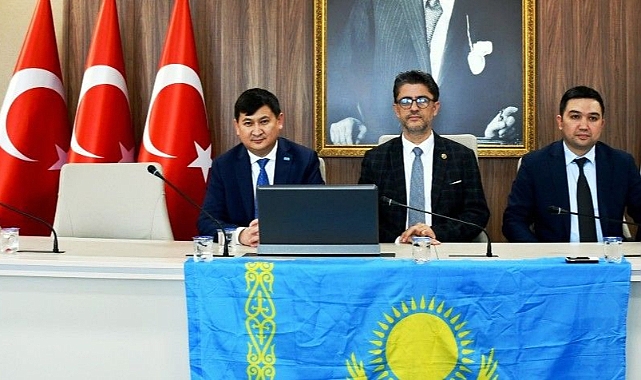 Kazakistan Başkonsolosu Amankul, ÇOMÜ’de Öğrencilerle Dayanışma Çağrısı Yaptı