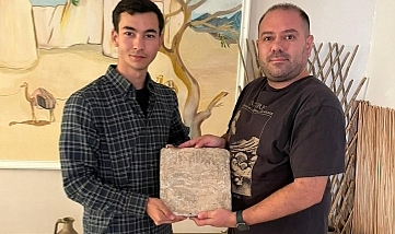 ÇOMÜ’lü Akademisyenden Kazakistan’da Önemli Yazıt Keşfi