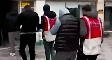 Çanakkale'de Göçmen Kaçakçılığına Büyük Darbe: 33 Düzensiz Göçmen Yakalandı 5 Organizatör Tutuklandı