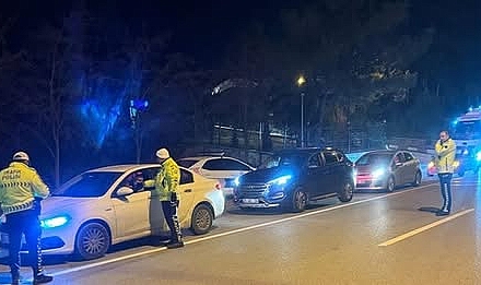 Çanakkale’de Trafik Denetimleri Sıkılaştı: 36 Araç Trafikten Men Edildi
