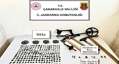 Lapseki'de Tarihi Eser Kaçakçılığı Operasyonu, Bin 288 Sikke Ele Geçirildi