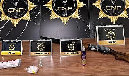 Çanakkale’de Huzur Uygulamaları: Aranan 25 Kişi Yakalandı, 3 Şüpheli Tutuklandı