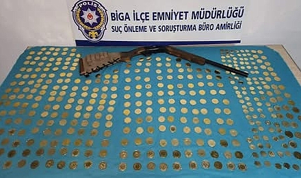 Biga’da Sahte Altın Operasyonu: 438 Parça Ele Geçirildi