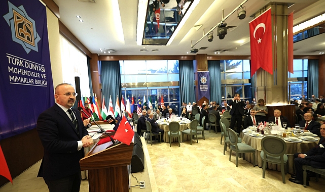 Bülent Turan, Türk Dünyası Mühendisler ve Mimarlar Birliği İftarına Katıldı