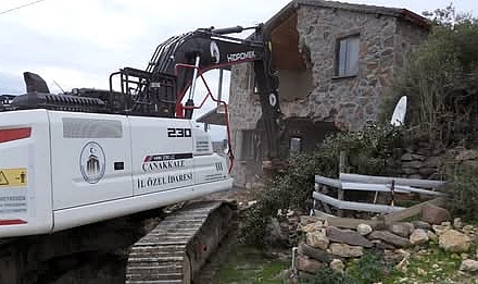 Çanakkale’de Kaçak Yapılara Geçit Yok: Şubat Ayında 31 Yapı Yıkıldı