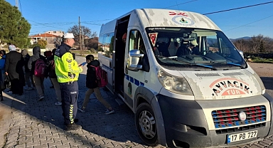 Çanakkale'de Okul Servislerine Sıkı Denetim: 450 Araç Kontrol Edildi