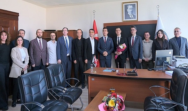 Fen Fakültesi’nde Devir Teslim Töreni Gerçekleştirildi