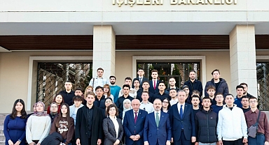 Turan: "Alevi Demek Bugün Kolay Ama Bu Noktaya Zor Gelindi"