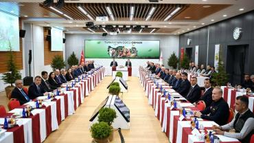 Çanakkale Valisi Ömer Toraman, Ankara’daki Yangın Zirvesine Katıldı