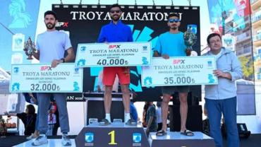 Çanakkale'de Troya Maratonu Rekor Katılımla Koşuldu