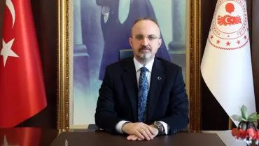 Turan “Emeğin ve Alın Terinin Yanındayız”